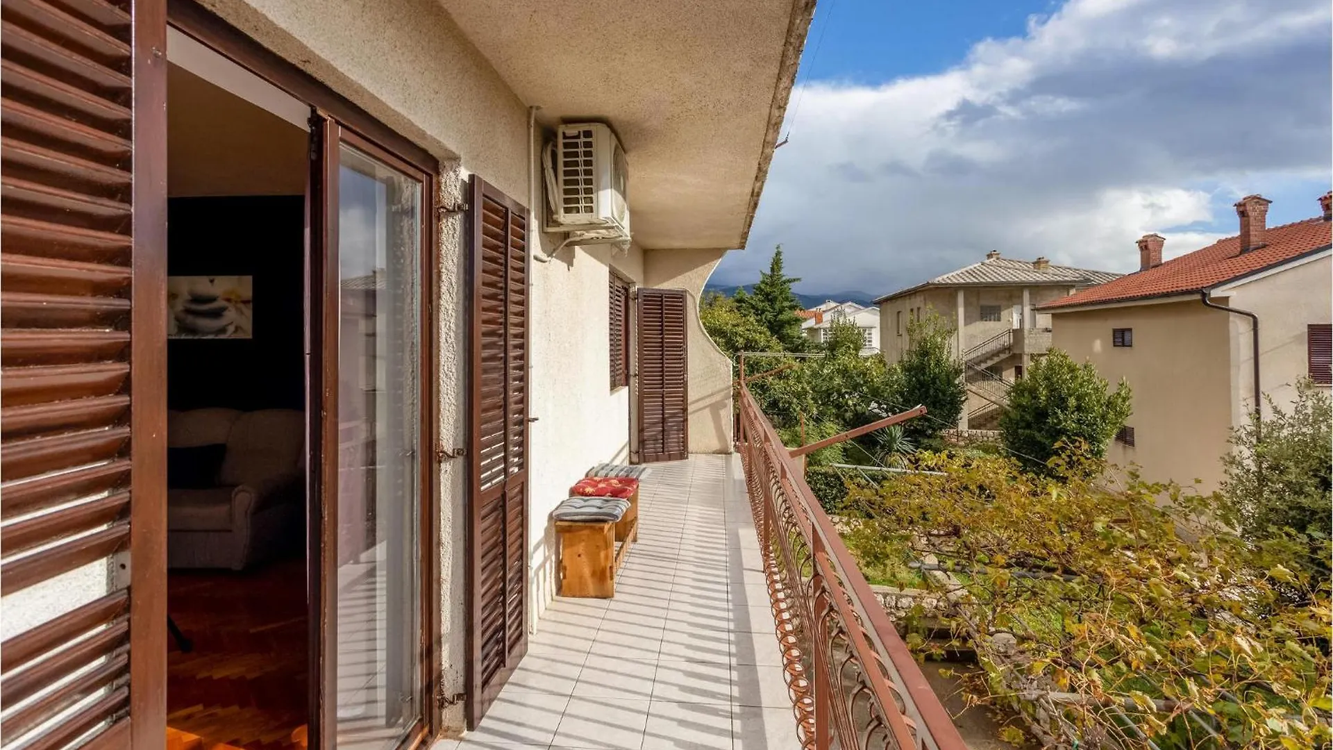 3 Bedroom Nice Apartment In Novi Vinodolski Croatia