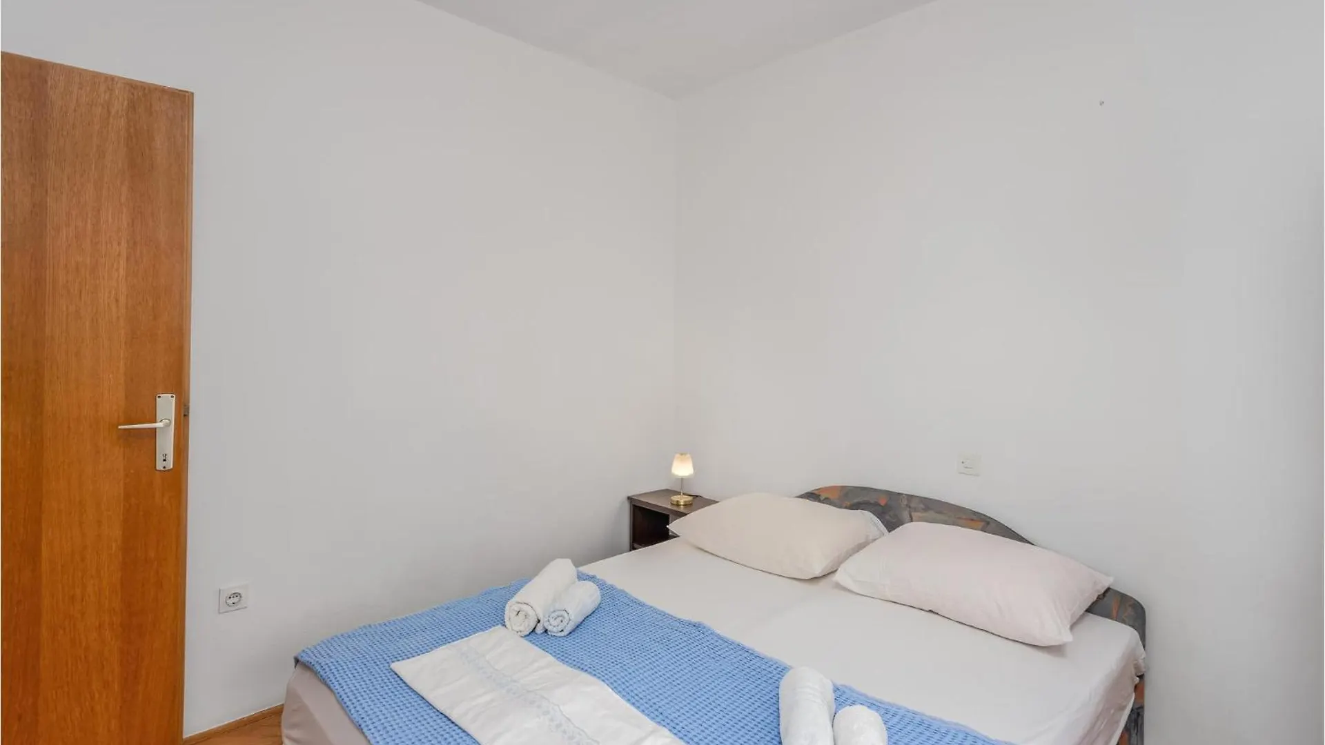 3 Bedroom Nice Apartment In Novi Vinodolski Croatia